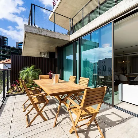 Savoy Monumentalis 2b Or Not 2b By Lm&ac Signature * Funchal (Madeira)