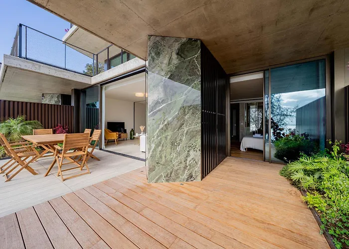 Savoy Monumentalis 2b Or Not 2b By Lm&ac Signature