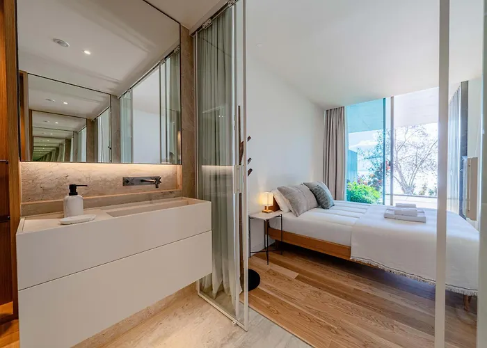 Savoy Monumentalis 2b Or Not 2b By Lm&ac Signature * 푼샬