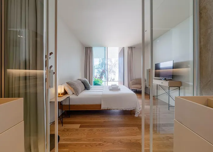 Savoy Monumentalis 2b Or Not 2b By Lm&ac Signature * 푼샬