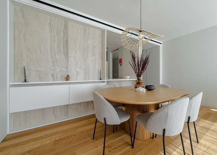 Savoy Monumentalis 2b Or Not 2b By Lm&ac Signature 푼샬