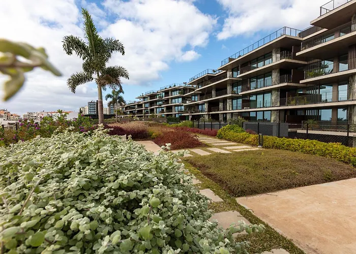 Savoy Monumentalis 2b Or Not 2b By Lm&ac Signature 아파트 푼샬