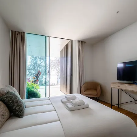 Savoy Monumentalis 2b Or Not 2b By Lm&ac Signature *